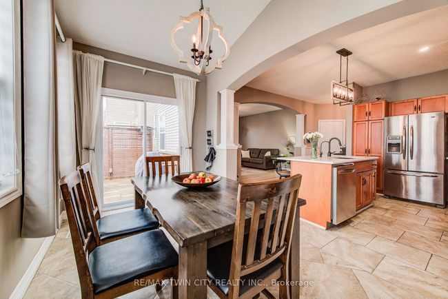 616 Frieburg Dr, House other with 5 bedrooms, 4 bathrooms and 2 parking in Waterloo ON | Image 18