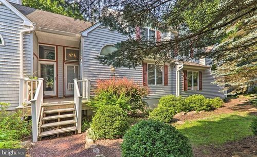 102 Laurelwoods Drive, Lake Harmony, PA, 18624 | Card Image