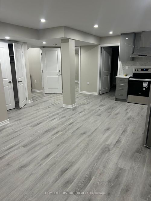 807 Apple Terr, Milton, ON, L9E | Card Image