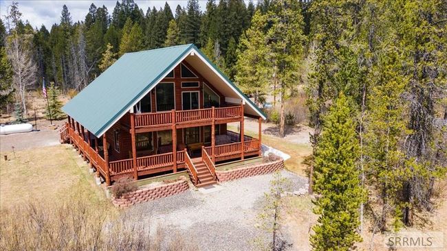 3568 S Beaver Springs Rd, House other with 3 bedrooms, 2 bathrooms and 6 parking in Island Park ID | Image 4