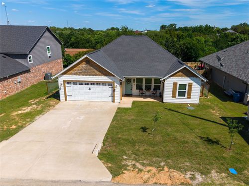 2703 San Gabriel Dr, Granbury, TX, 76048-6479 | Card Image