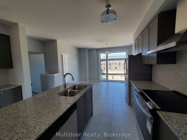 72 Douet Lane, House attached with 4 bedrooms, 4 bathrooms and 1 parking in Ajax ON | Image 12