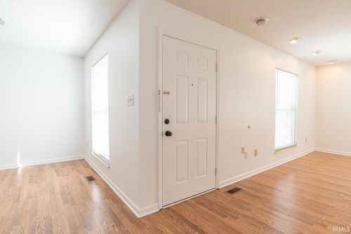 721 E Waterloo Ct, Bloomington, IN, 47401-9591 | Card Image