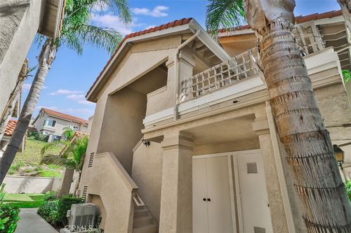 unit-a-625 Hazelwood Way, Simi Valley, CA, 93065-7680 | Card Image