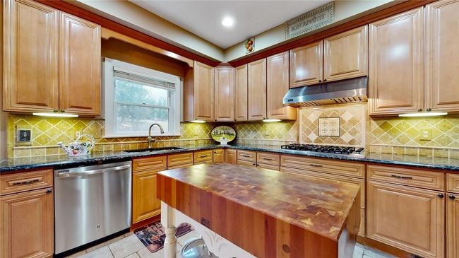 Chef's kitchen | Image 7