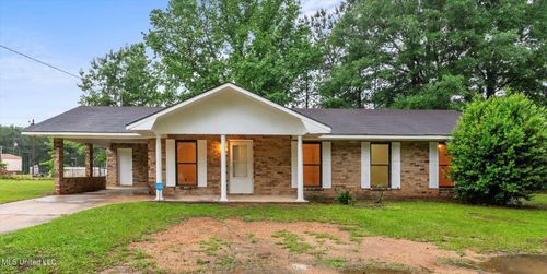 97 Bryant Ln, Centreville, MS, 39631-4031 | Card Image