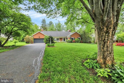 1424 Center Rd, LANCASTER, PA, 17603-4730 | Card Image