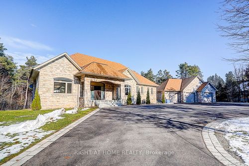 45 Loggers Trail, Whitchurch Stouffville, ON, L4A2L6 | Card Image