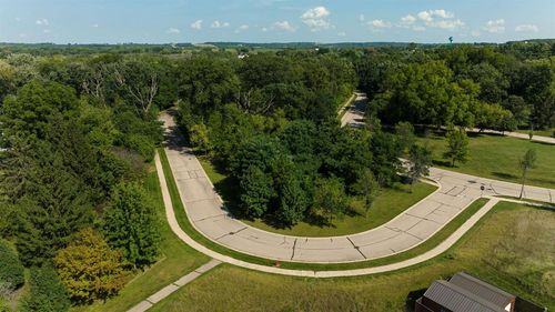 L20 Stonehaven Dr, GREEN LAKE, WI, 54941 | Card Image