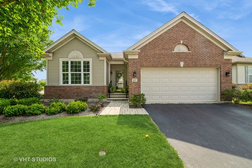 2451 Rolling Ridge Lane, Elgin, IL, 60124 | Card Image