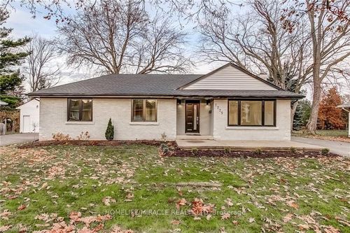 7775 Beaverdams Rd, Niagara Falls, ON, L2H1R6 | Card Image