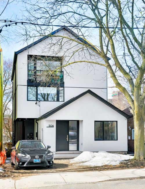 third-floor-506 Scarborough Road, Toronto, ON, M4E3N2 | Card Image