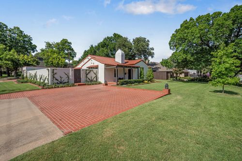5401 Byers Ave, Fort Worth, TX, 76107-3623 | Card Image