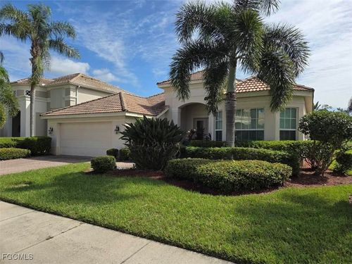 9129 Links Dr, FORT MYERS, FL, 33913-7084 | Card Image