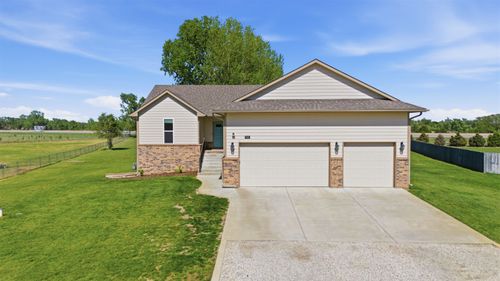 914 Chukker Ln, Haysville, KS, 67060-7611 | Card Image