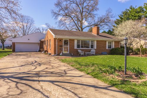 1903 Croxton Ave, Bloomington, IL, 61701-5701 | Card Image