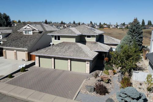 209 Coachwood Point W, Lethbridge, AB, T1K6A7 | Card Image