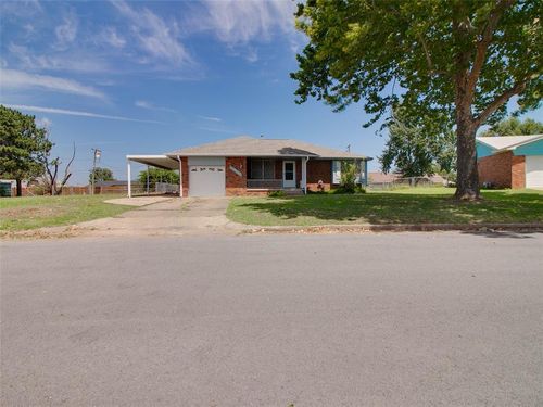 1015 Circle Drive, Stroud, OK, 74079 | Card Image