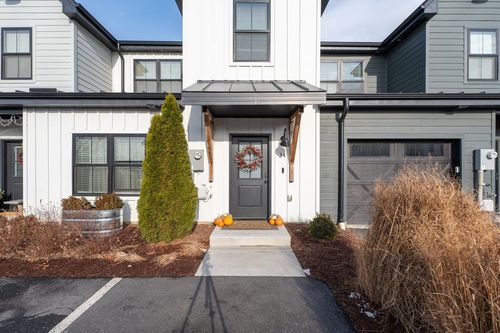 34 Field Ct, BRIDGEWATER, VA, 22812-9514 | Card Image