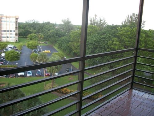 701-1000 Saint Charles Place, Pembroke Pines, FL, 33026 | Card Image