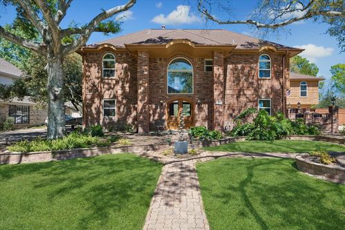 1835 Raintree Cir, El Lago, TX, 77586-5930 | Card Image