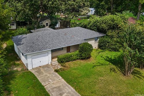 51 Wagner St, Bryant, AR, 72022-3733 | Card Image