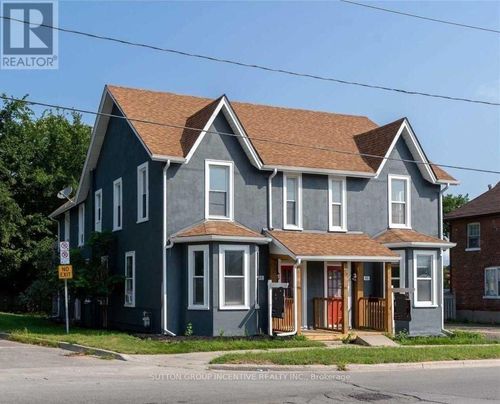 46 Tiffin St, Barrie, ON, L4N2M7 | Card Image