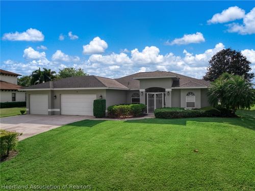 34 Meadowlake Cir, Lake Placid, FL, 33852-7077 | Card Image
