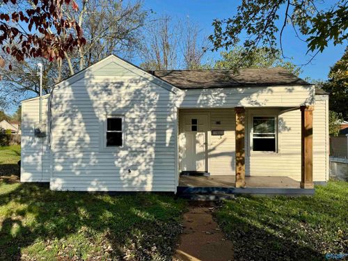 514 Brownsferry St, Athens, AL, 35611-2571 | Card Image