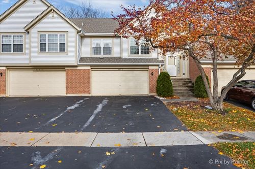 unit-3-445 Cromwell Cir, Bartlett, IL, 60103-7451 | Card Image