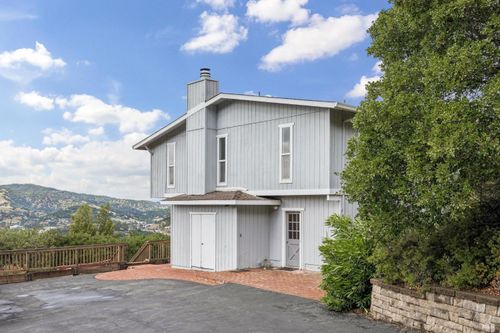 99 Glenside Way, San Rafael, CA, 94903-3825 | Card Image
