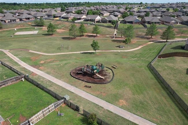 Aerial view featuring a residential view | Image 21