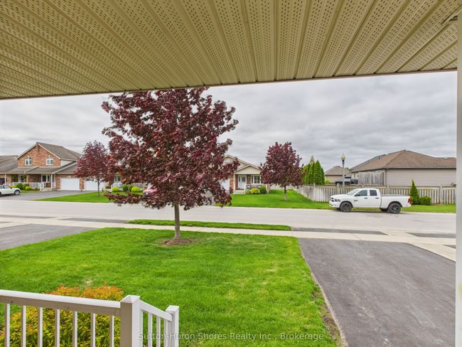 489 Andrew St, Condo with 2 bedrooms, 2 bathrooms and 2 parking in Port Elgin ON | Image 4