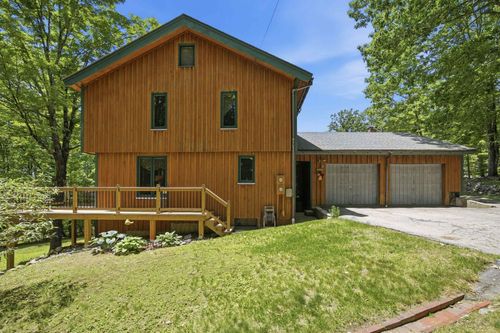 850 Concord Stage Rd, Weare, NH, 03281-4739 | Card Image