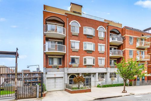 3d-11231 38th Ave, Corona, NY, 11368-1498 | Card Image