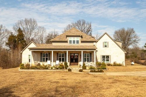 11992 Hidden Acres Dr, Byhalia, MS, 38611 | Card Image