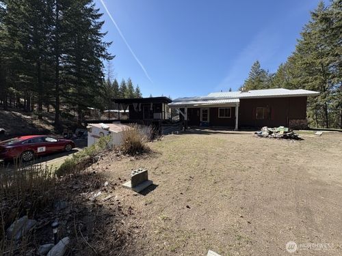 9 Forest Edge Rd, Oroville, WA, 98844-9435 | Card Image