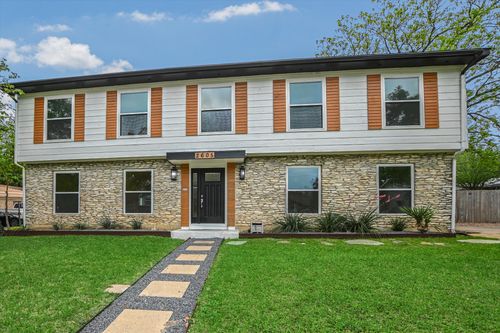 2605 Loyola Ln, Austin, TX, 78723-2236 | Card Image