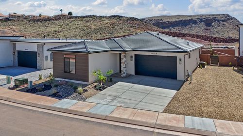 1026 E Coyote Crest Dr, Washington, UT, 84780 | Card Image