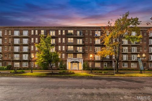 40-5630 Pershing Ave, Saint Louis, MO, 63112-1760 | Card Image