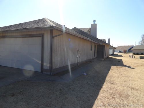 1534 73rd Pl, Tulsa, OK, 74136-7311 | Card Image