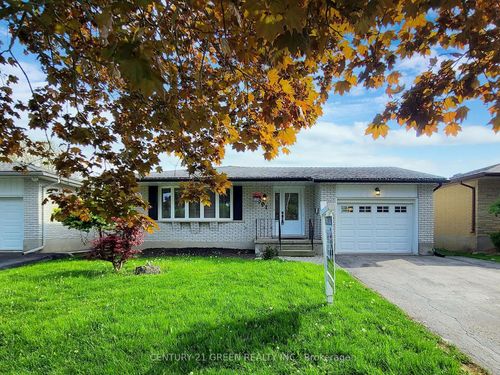 591 Dogwood Lane, Waterloo, ON, N2L4Y1 | Card Image