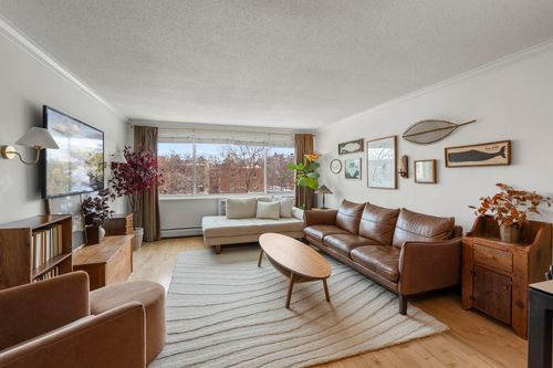 403-2700 W 44th St, Minneapolis, MN, 55410-1939 | Card Image