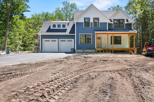 25 Bayberry Ln, Salisbury, MA, 01952-1422 | Card Image