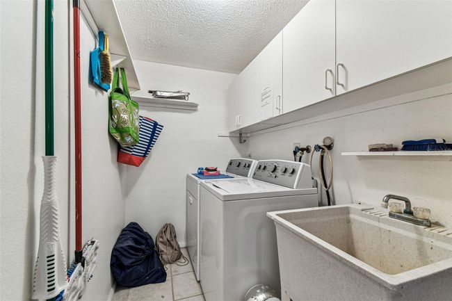 12101 Meadowbrook Ln, House other with 3 bedrooms, 2 bathrooms and null parking in Bayonet Point FL | Image 48