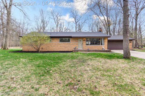 21247 Shurley Dr, Grosse Ile, MI, 48138-1146 | Card Image