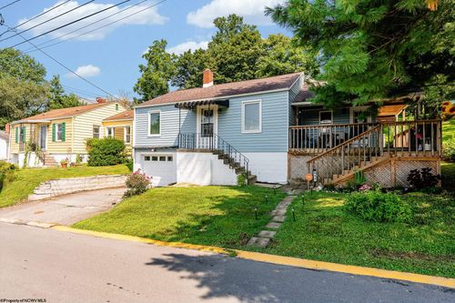 633 Southern Ave, Morgantown, WV, 26501-6894 | Card Image