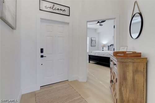 5505-451 Bayfront Pl, NAPLES, FL, 34102-6480 | Card Image