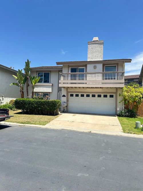3040 Caminito Arenoso, San Diego, CA, 92117-3611 | Card Image