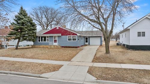 507 Oscar Ave N, Canby, MN, 56220-1110 | Card Image
